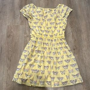 Beautiful girls butterfly dress from Gymboree Size 10/12.